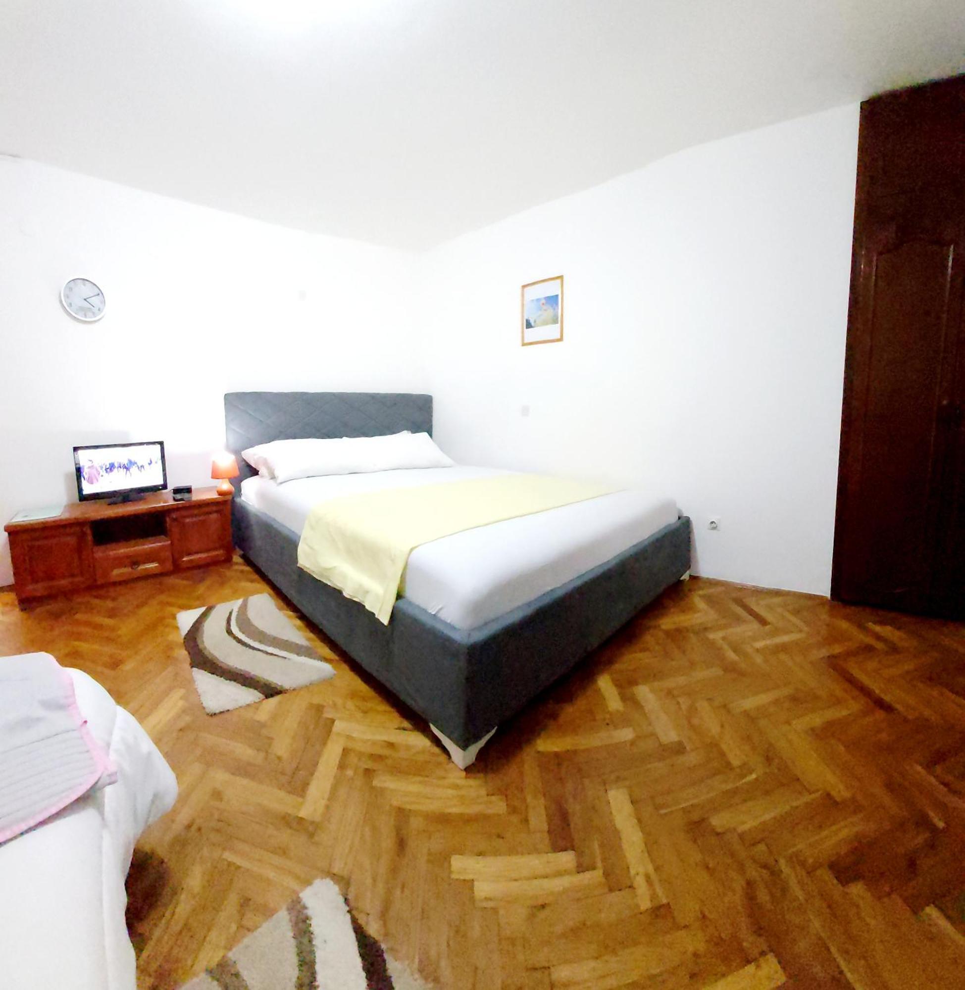 Bravo Apartment